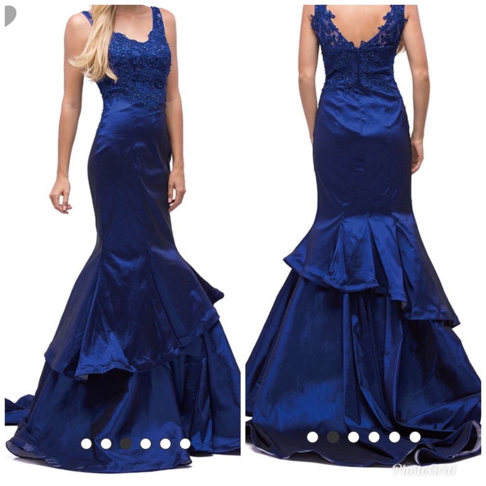 Preorder ur prom dress 👗